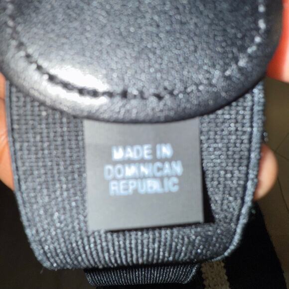 Jos. A. Bank Y-shaped Y-Shaped Paisley Print Tan Blue Adjustable Suspenders - Picture 6 of 6